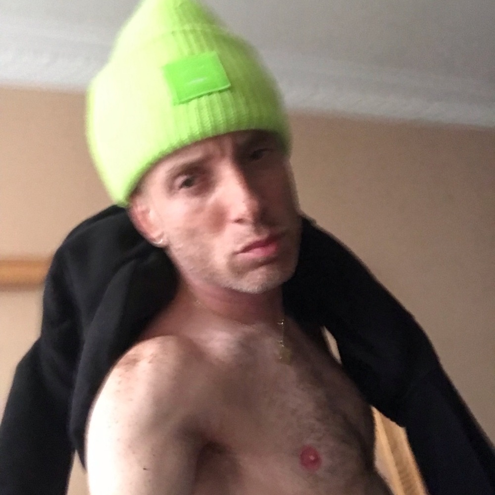 Meet your Posher, Hugo